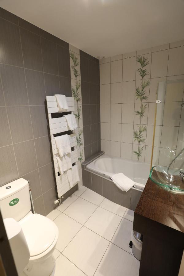 Logis Le Bourguignon Hotel Beze Ngoại thất bức ảnh