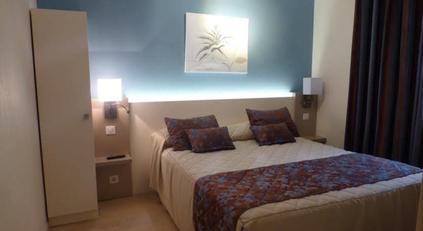 Logis Le Bourguignon Hotel Beze Ngoại thất bức ảnh